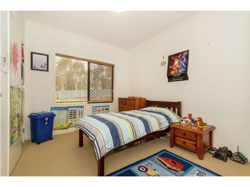 6 Lucy Court, Narangba QLD 4504