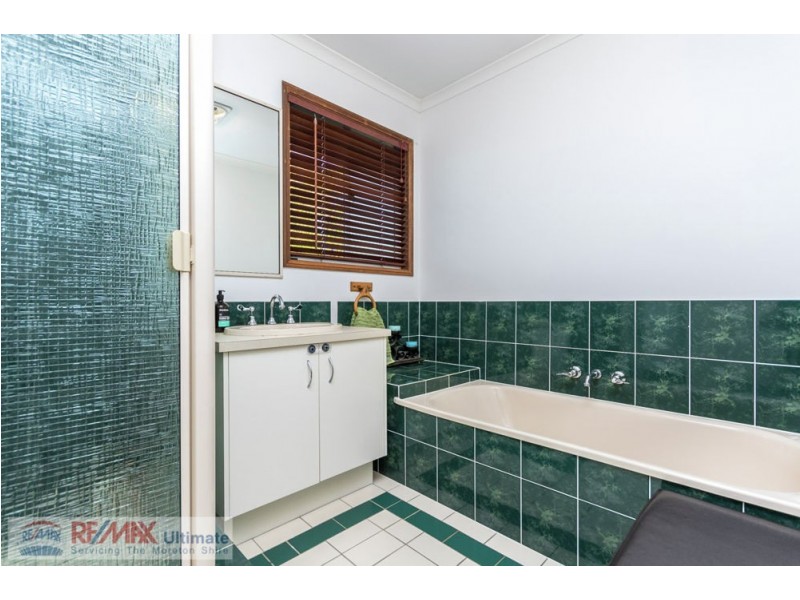 15 Kilmarnock Court, Narangba QLD 4504