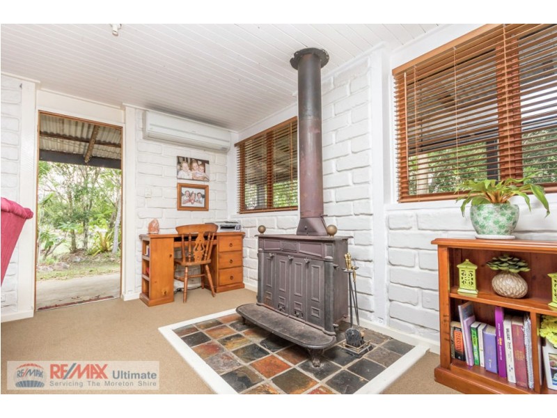 323-327 Hauton Road, Morayfield QLD 4506