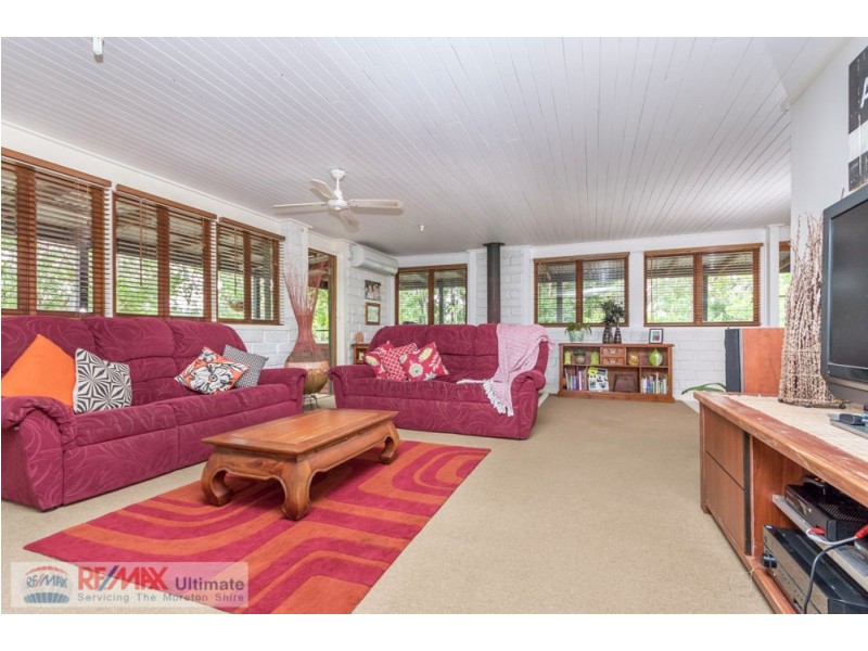 323-327 Hauton Road, Morayfield QLD 4506
