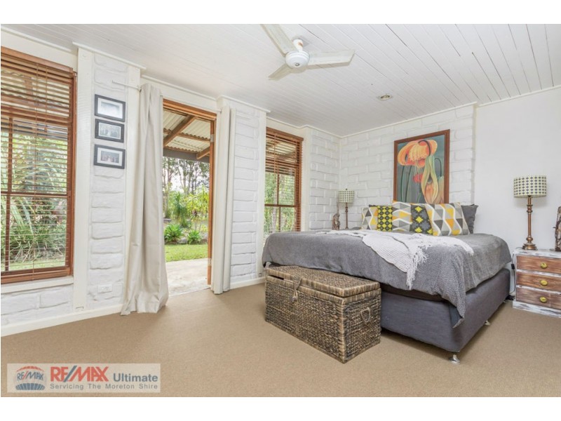 323-327 Hauton Road, Morayfield QLD 4506