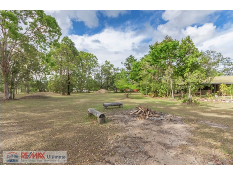 323-327 Hauton Road, Morayfield QLD 4506