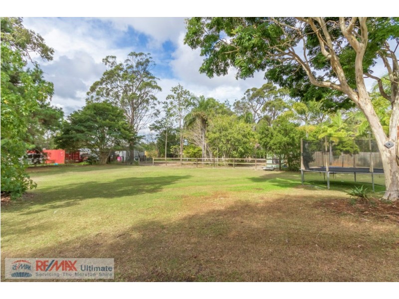 323-327 Hauton Road, Morayfield QLD 4506