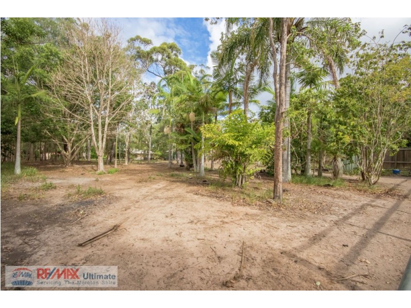 323-327 Hauton Road, Morayfield QLD 4506