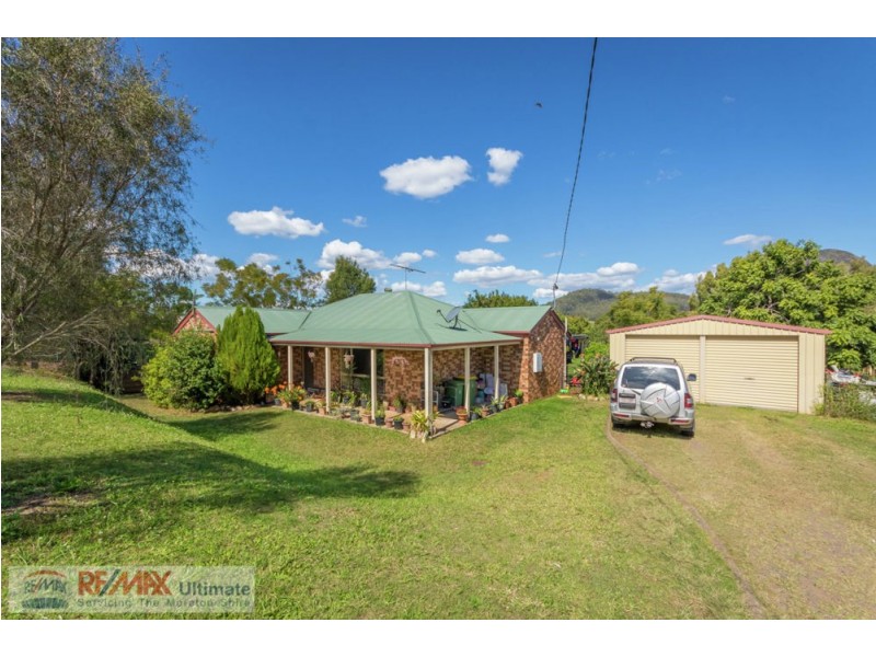 135 Coonowrin Road, Glass House Mountains QLD 4518