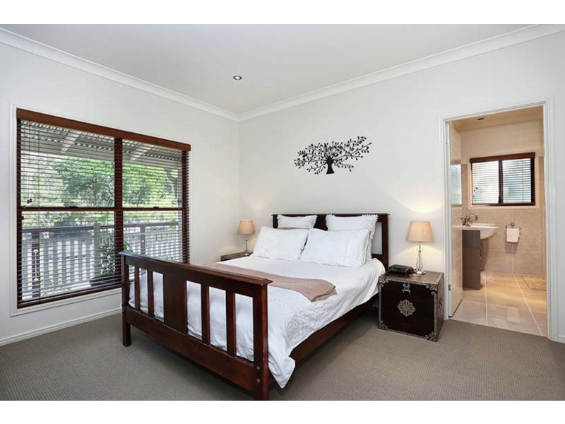 1164 Oakey Flat Road, Narangba QLD 4504