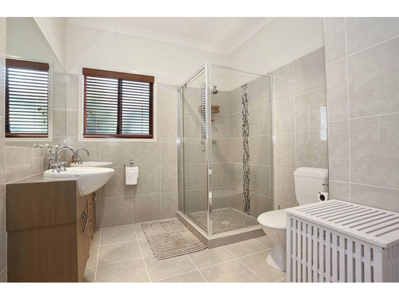 1164 Oakey Flat Road, Narangba QLD 4504