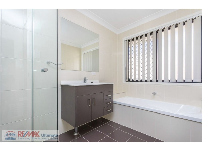 11 Bluestar Circuit, Caboolture QLD 4510