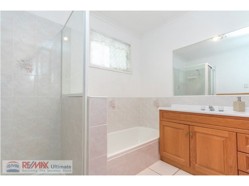 127 Moorina Road, Moorina QLD 4506