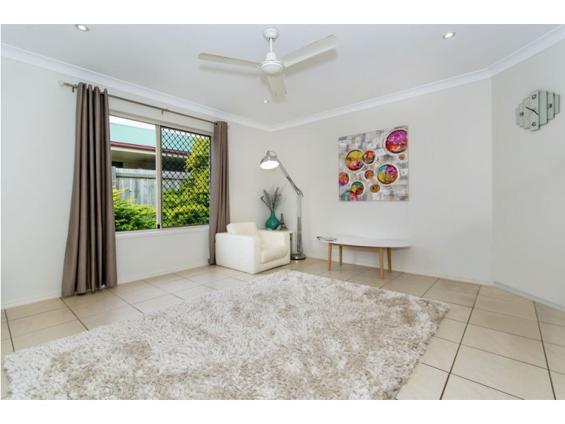 6 Esperance Court, Murrumba Downs QLD 4503