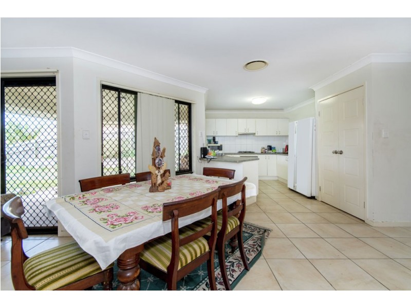 6 Duncan Crescent, Joyner QLD 4500