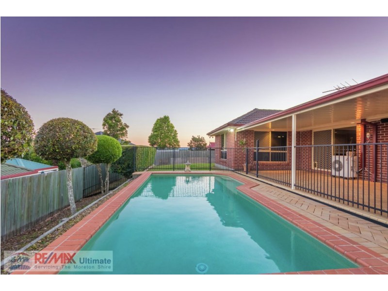 76 Castle Hill Drive, Murrumba Downs QLD 4503