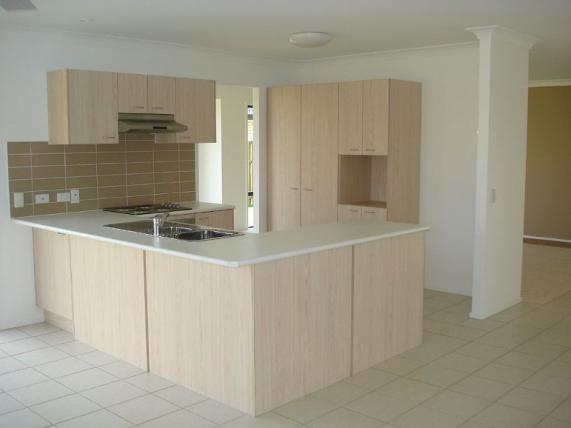 25 Pitkin Ave, Bellmere QLD 4510