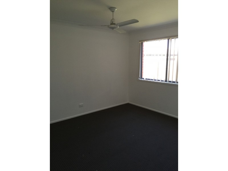 25 Pitkin Ave, Bellmere QLD 4510