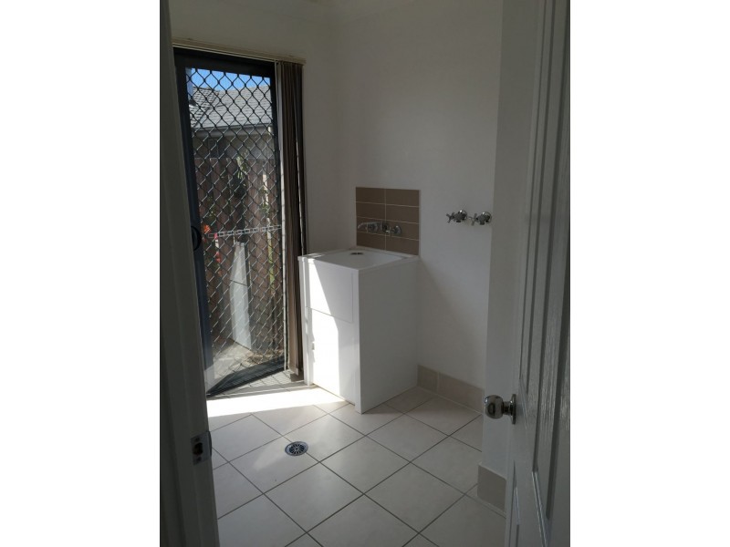 25 Pitkin Ave, Bellmere QLD 4510