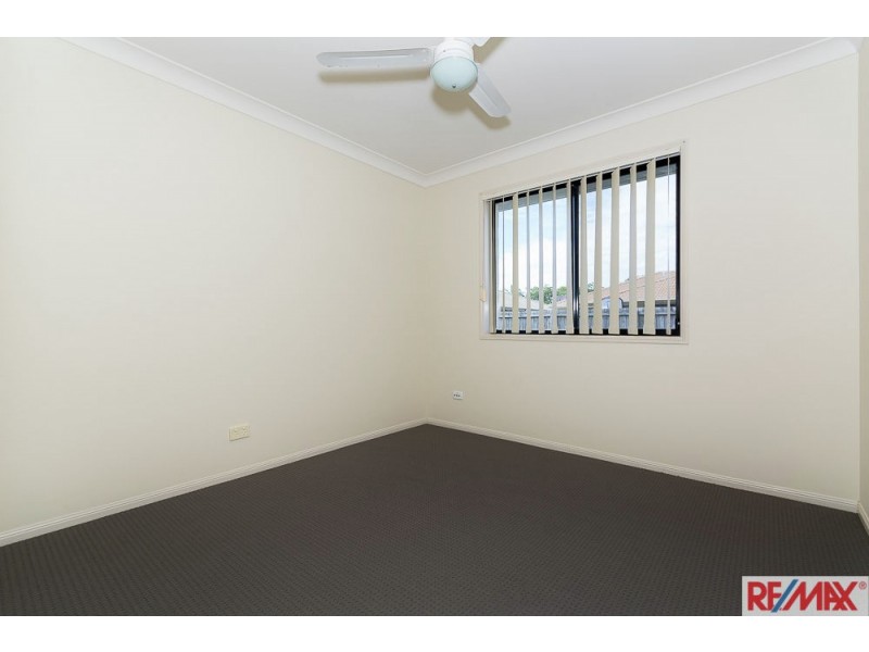 15 Reeders Street, Sandstone Point QLD 4511