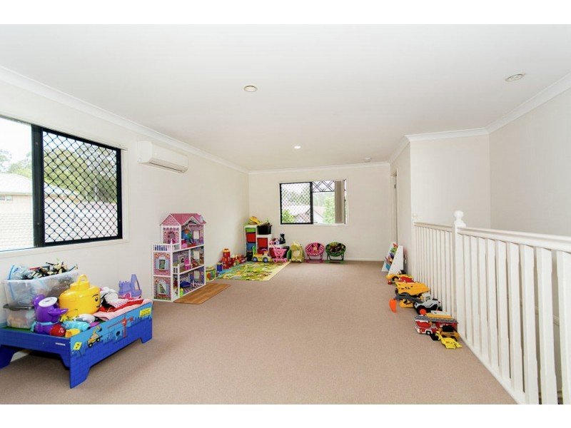 44 Salubris Place, Moggill QLD 4070