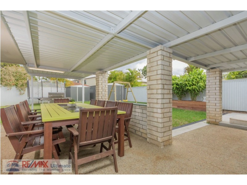 8 Arrakune Crescent, Kallangur QLD 4503