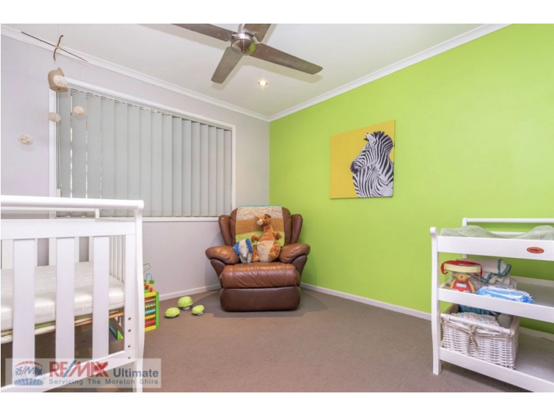 8 Arrakune Crescent, Kallangur QLD 4503