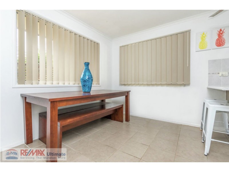 8 Arrakune Crescent, Kallangur QLD 4503