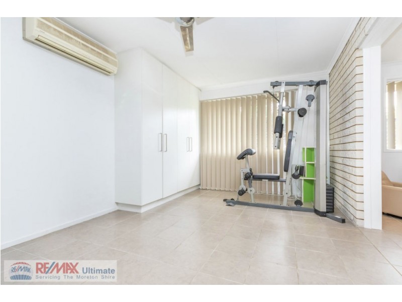8 Arrakune Crescent, Kallangur QLD 4503