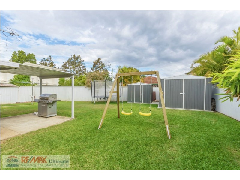 8 Arrakune Crescent, Kallangur QLD 4503