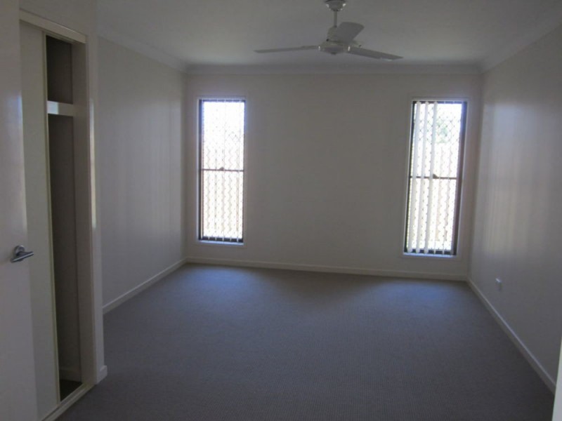 8 Palmer Street, North Lakes QLD 4509