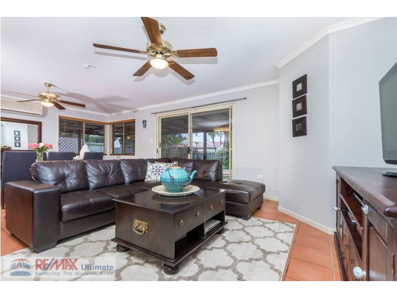 27 Warrego Crescent, Murrumba Downs QLD 4503