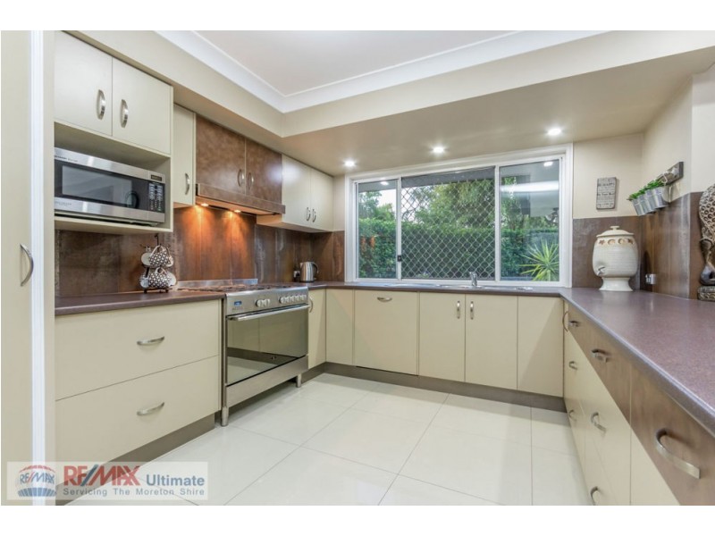 16 Bremer Court, Murrumba Downs QLD 4503