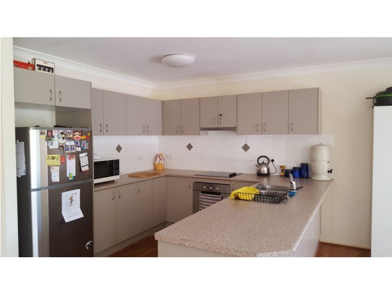 11 Vernon Court, Edens Landing QLD 4207