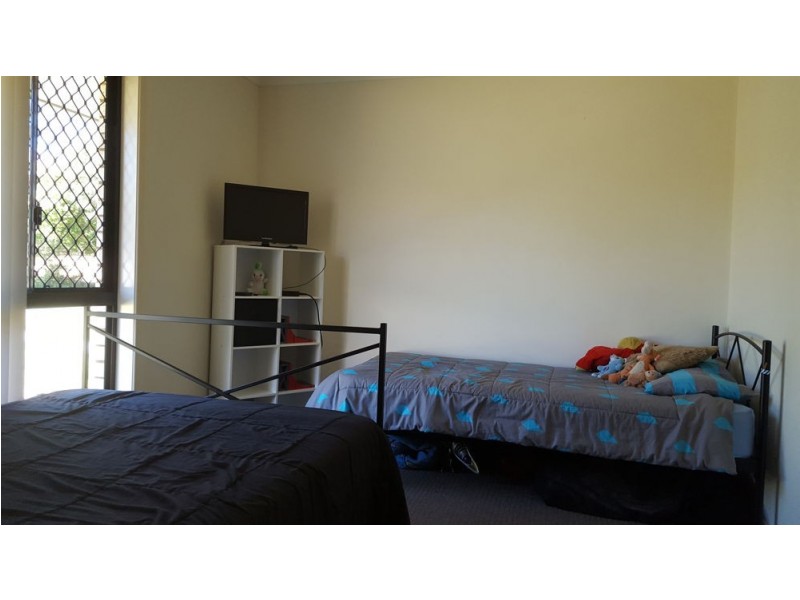 11 Vernon Court, Edens Landing QLD 4207