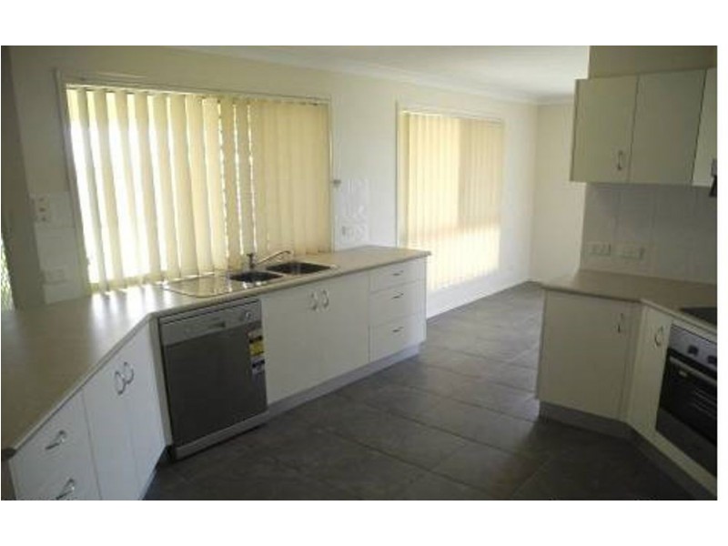 25 Fenton Court, Caboolture QLD 4510