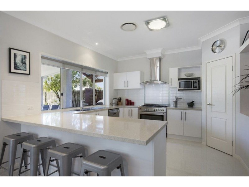 43 Langer Circuit, North Lakes QLD 4509