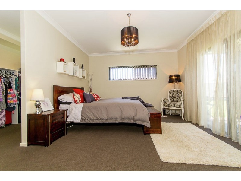 41 McAndrew Street, Caboolture QLD 4510