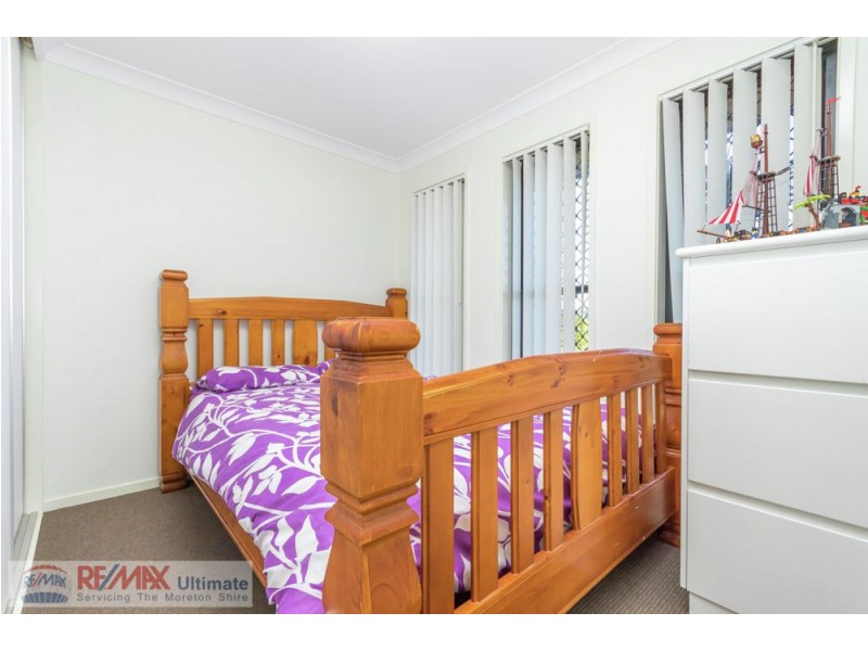 40 Duporth Crescent, Dakabin QLD 4503