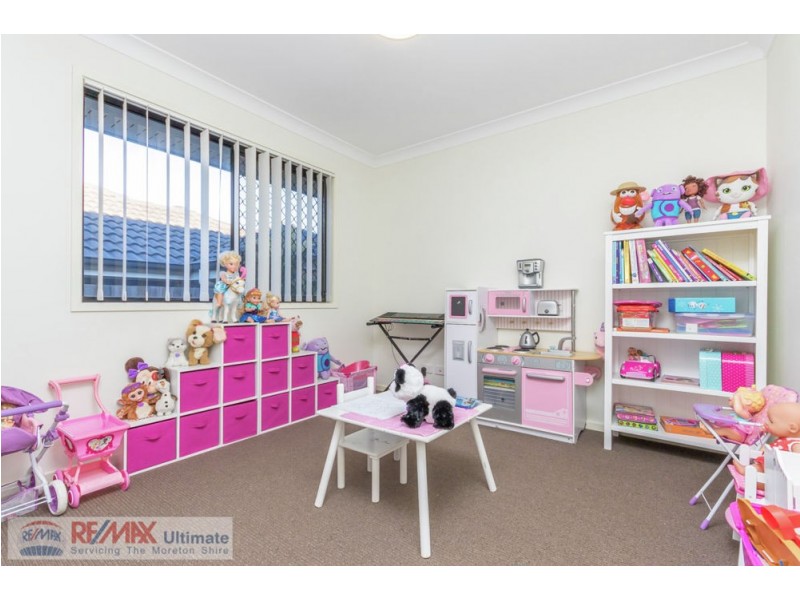 40 Duporth Crescent, Dakabin QLD 4503