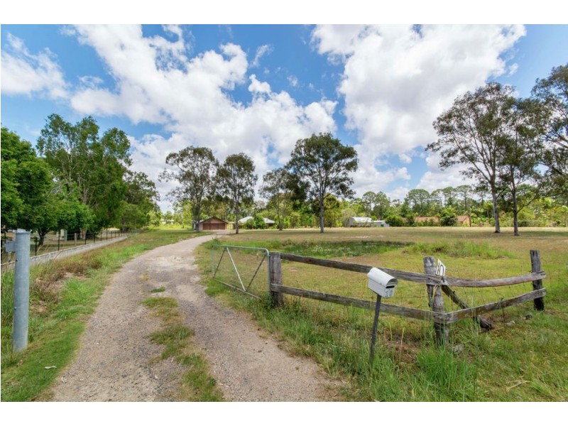 10 Jocelyn Street, Caboolture QLD 4510