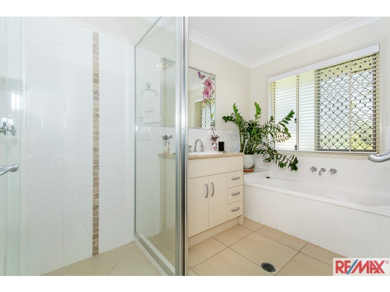 8 Sherlock Court, Elimbah QLD 4516