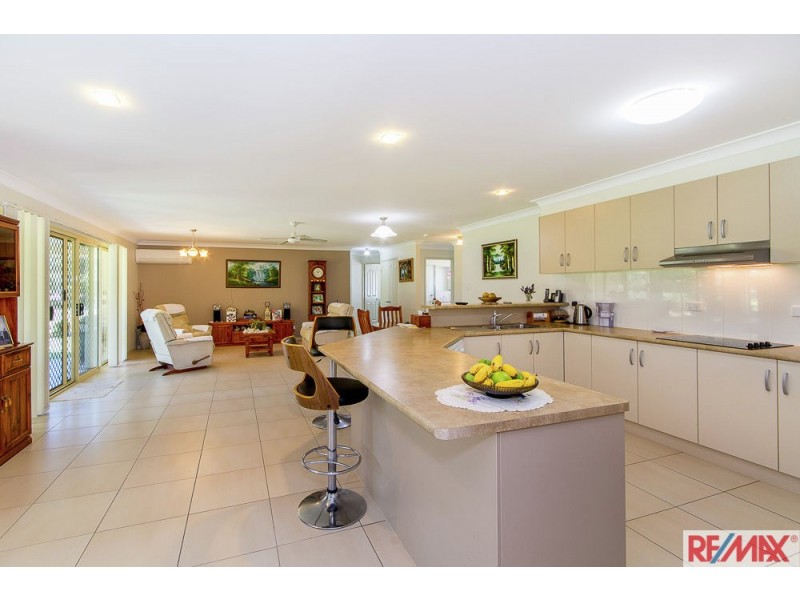 8 Sherlock Court, Elimbah QLD 4516