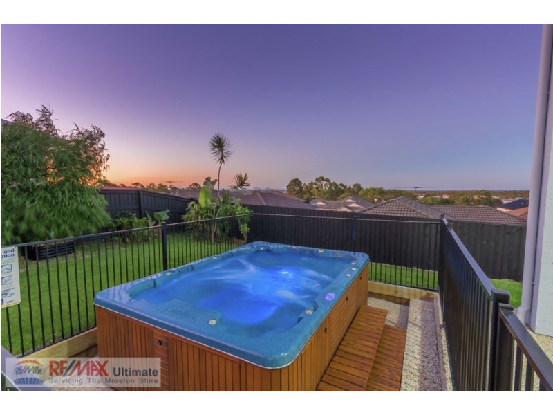1154 Oakey Flat Road, Narangba QLD 4504