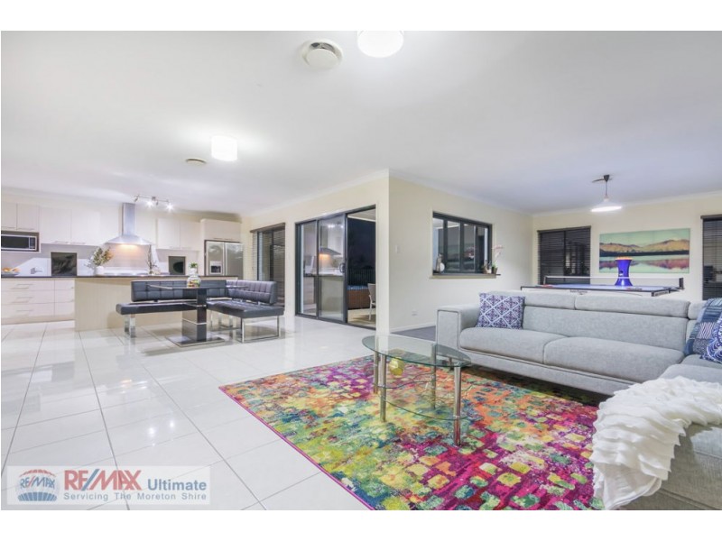 1154 Oakey Flat Road, Narangba QLD 4504