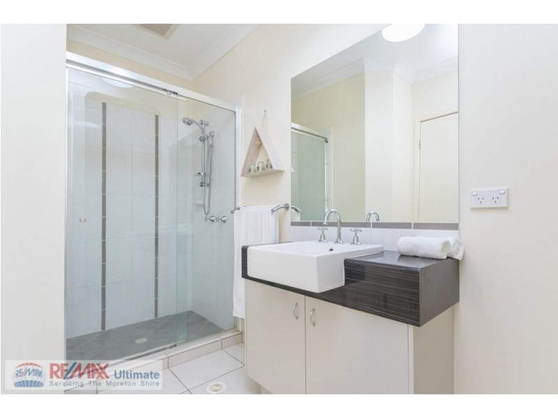 1154 Oakey Flat Road, Narangba QLD 4504