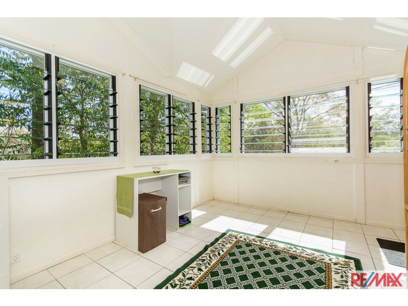 6 Railway Street, Landsborough QLD 4550