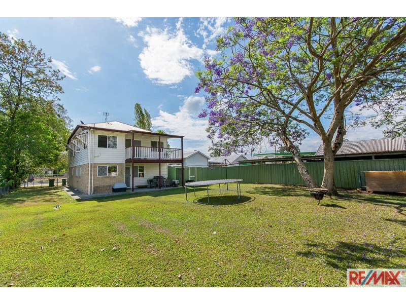 6 Railway Street, Landsborough QLD 4550
