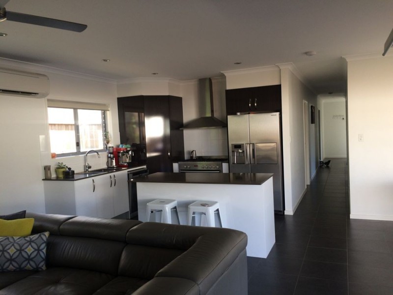 5 Capuchin Close, Dakabin QLD 4503