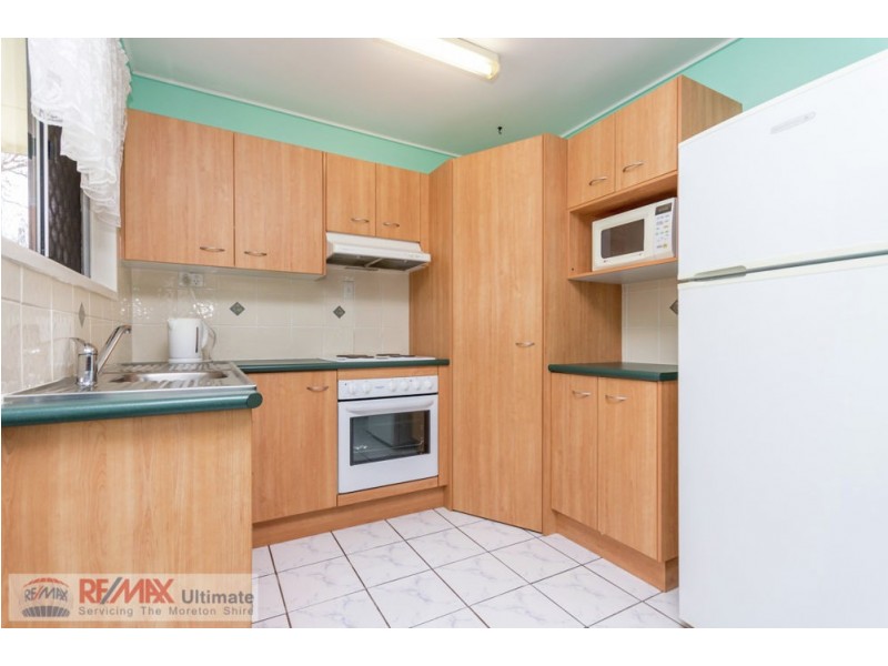 16 Dundee Drive, Morayfield QLD 4506