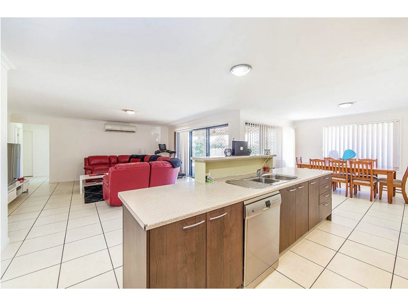 38 Creekside Drive, Narangba QLD 4504