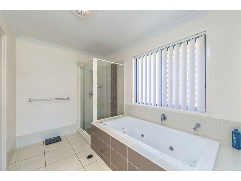 38 Creekside Drive, Narangba QLD 4504