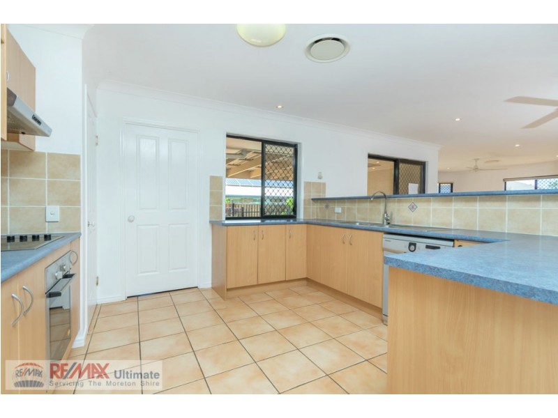 2 Cootamundra Crescent, Narangba QLD 4504