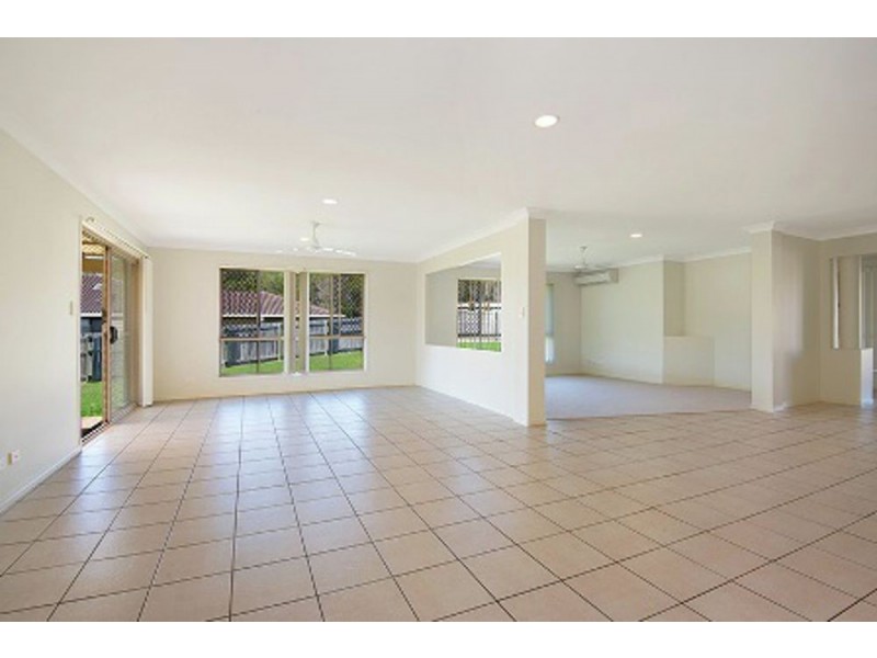 25 Borumba Court, Narangba QLD 4504